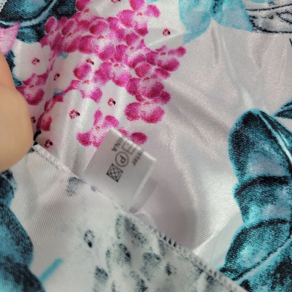 Stone Mountain Scarf Women OS White Pink Floral Butterfly Square Silky Polyester